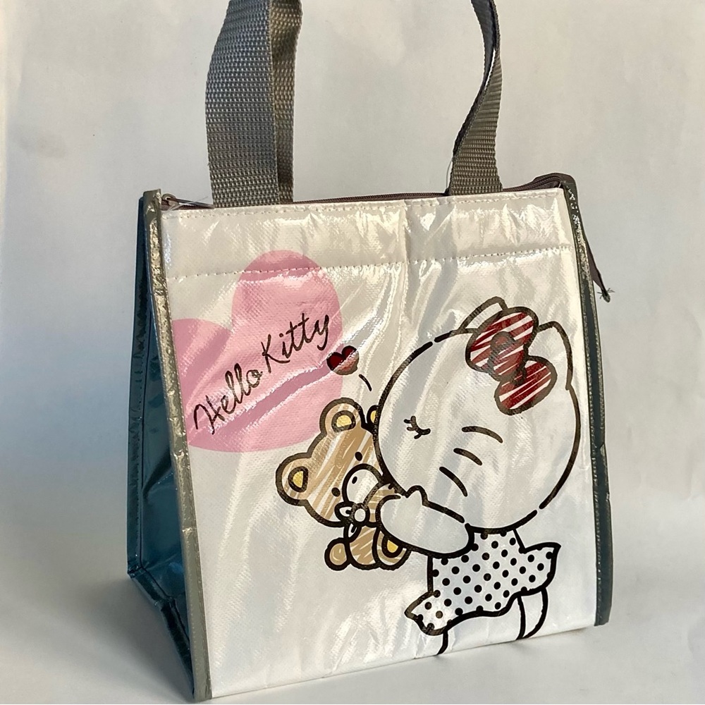 Sanrio | Hello Kitty Insulated Lunch Bag w PVC-Free Lining